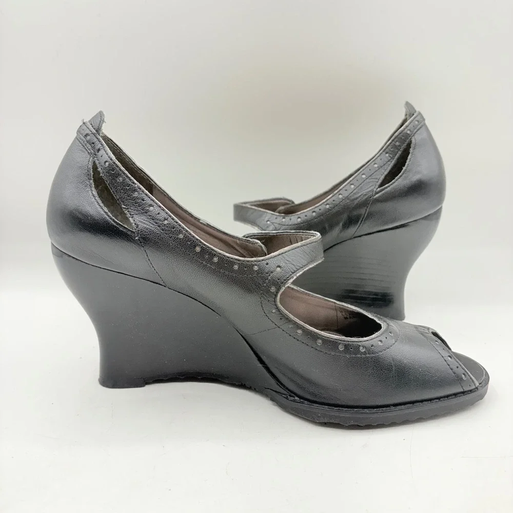 Franco Sarto Black Leather Peep Toe Wedge Mary Jane‎ Heels Brogue Detail Size 9M